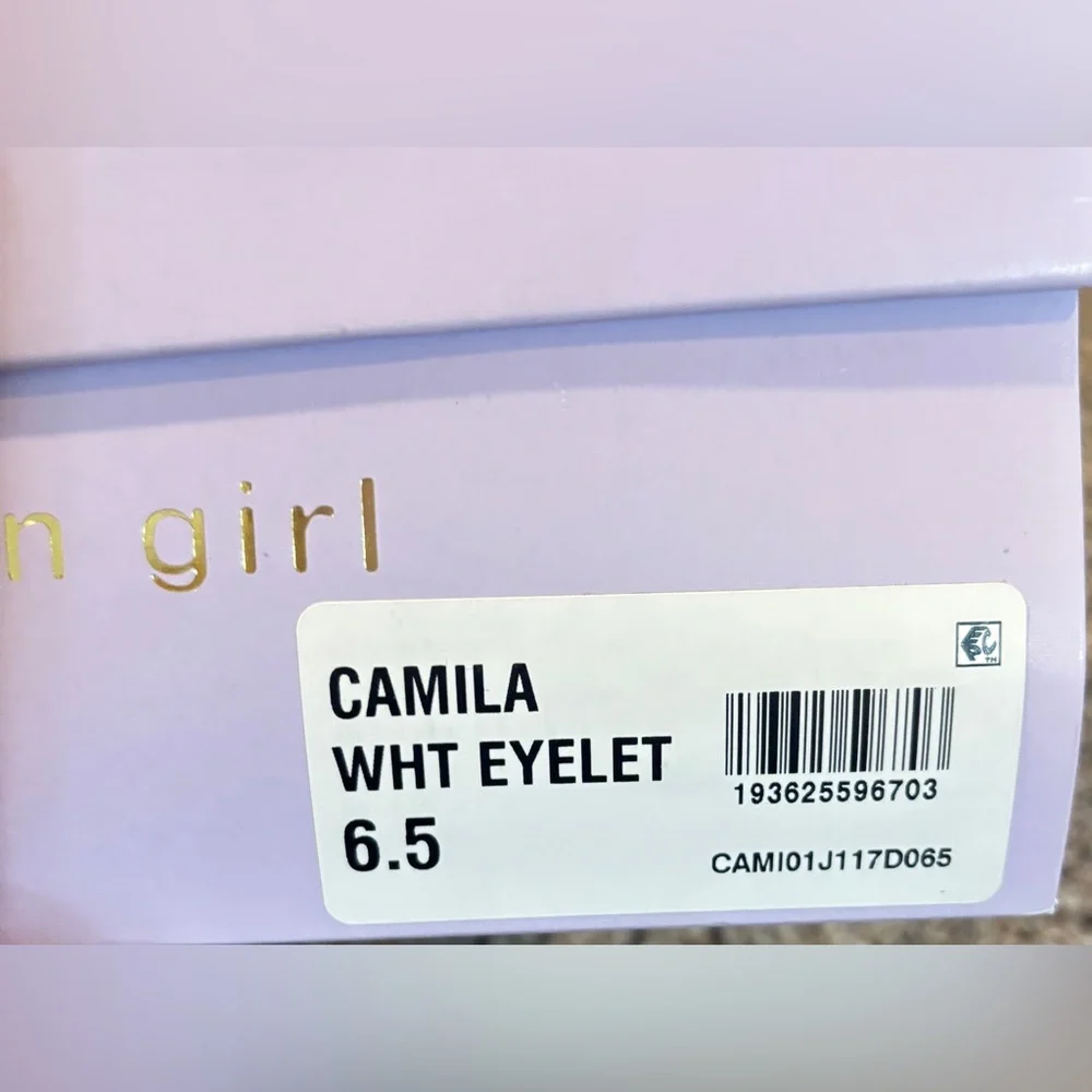 NWT • Madden Girl • Camila White Ankle Strap Wooden Platform Heels • Size 6.5